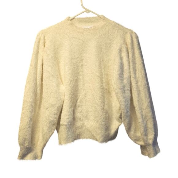 Callahan Knitwear Balloon sleeve Fuzzy White Sweater - Cozy and Stylish - Picture 1 of 4